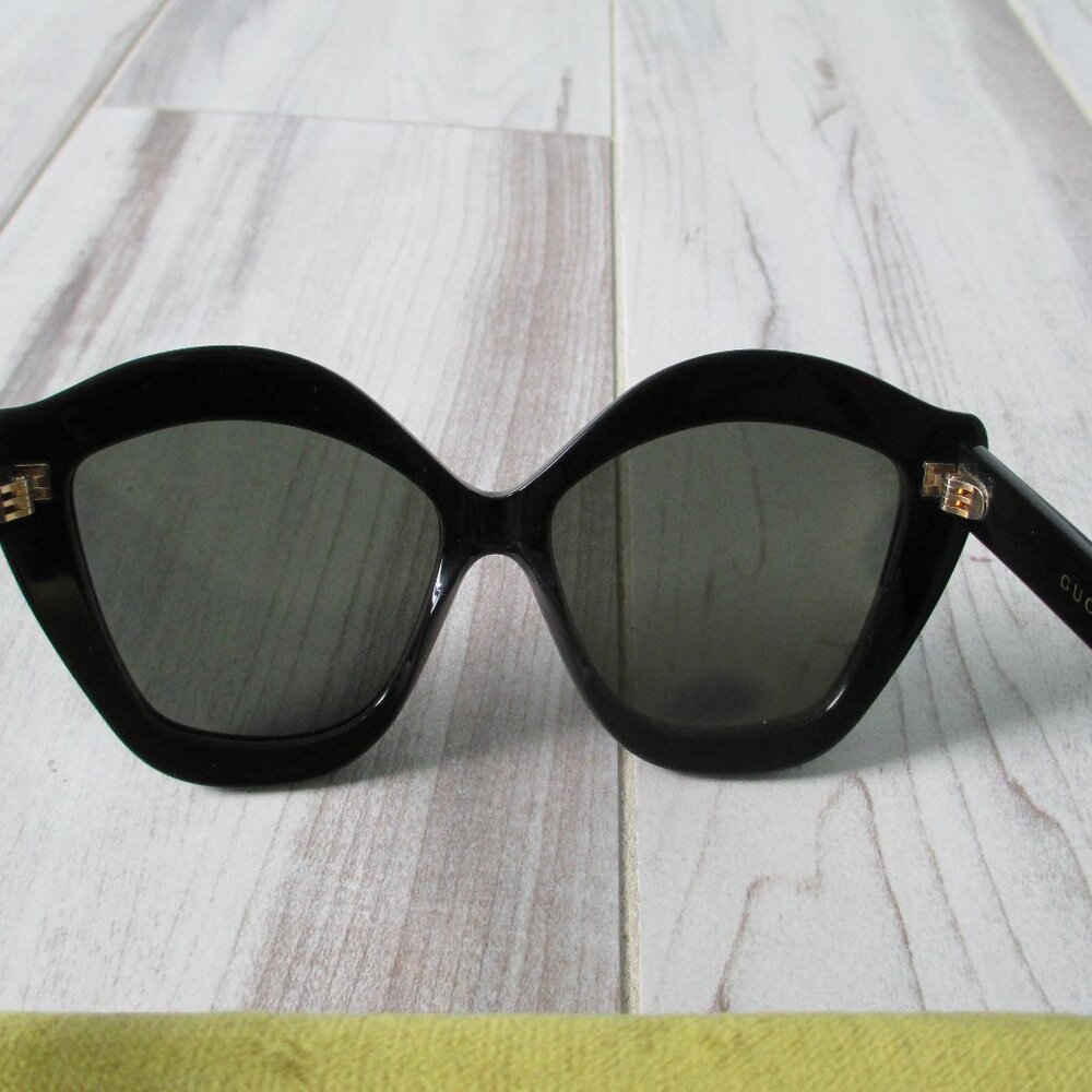 Gucci sunglasses - Picture 10 of 13